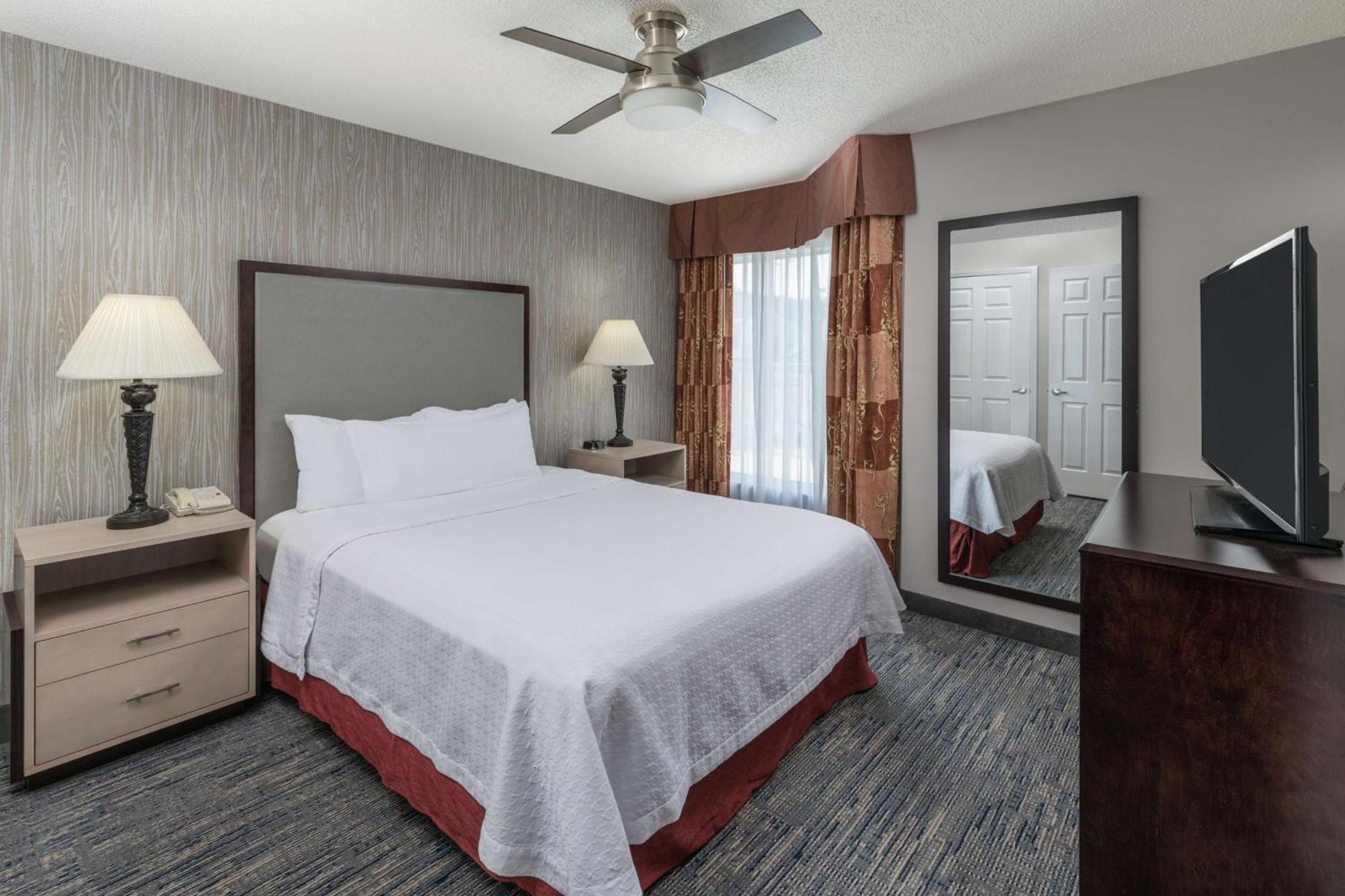 Homewood Suites By Hilton Chicago - Schaumburg Exteriör bild